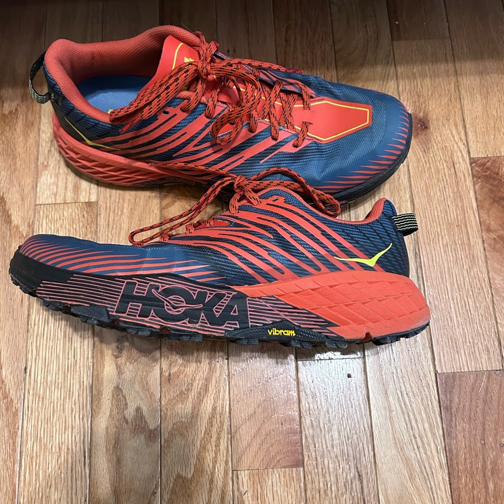 Hoka shoes size 10.5